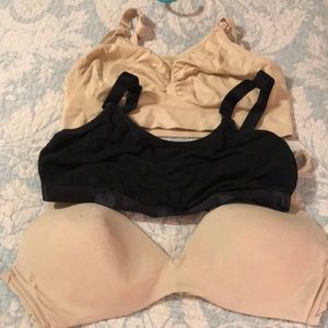🎈4 for $10 🎈 Set of 3 nursing bras 36D and 2 med